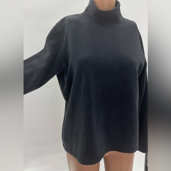Lands' End Women's Lightweight Fitted Long Sleeve Turtleneck Size 10-12 - Picture 3 of 7